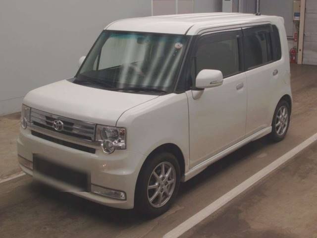 3113 TOYOTA PIXIS SPACE L575A 2015 г. (TAA Kantou)